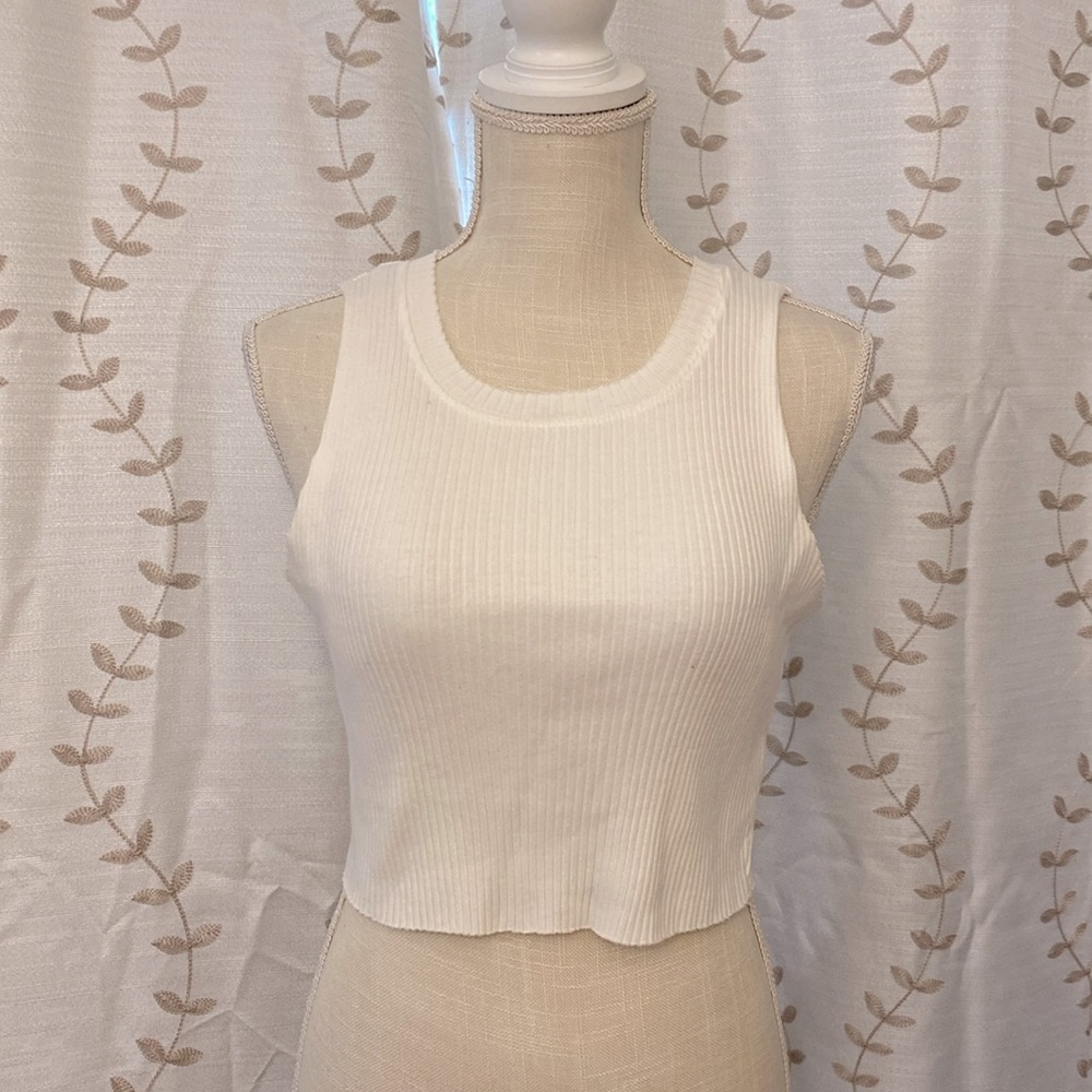 Topshop woman’s white ribbed knit vest, crop top, basic halter, tank top sz 8